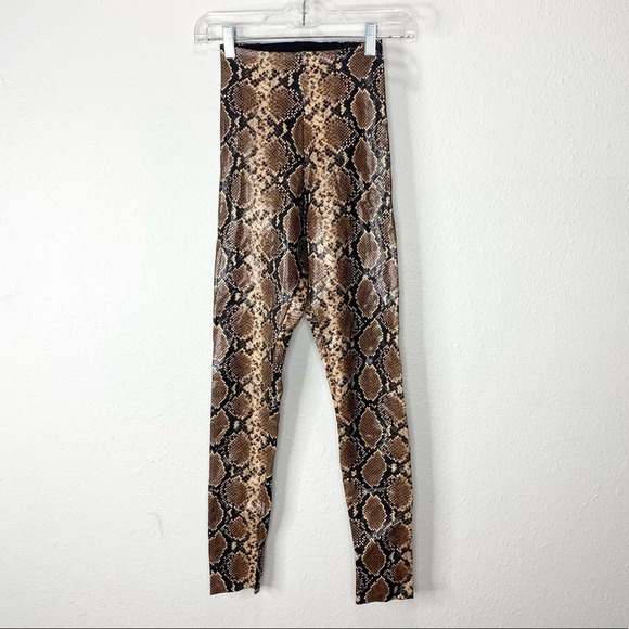 Commando High Rise Leggings In Snake Print XS - Picture 3 of 6
